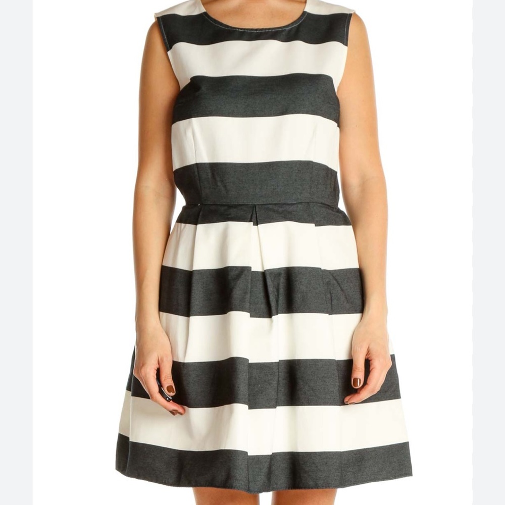 Gap fit & flare dress